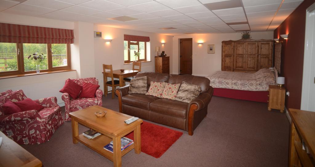 Summerfield Farm Tilbrook